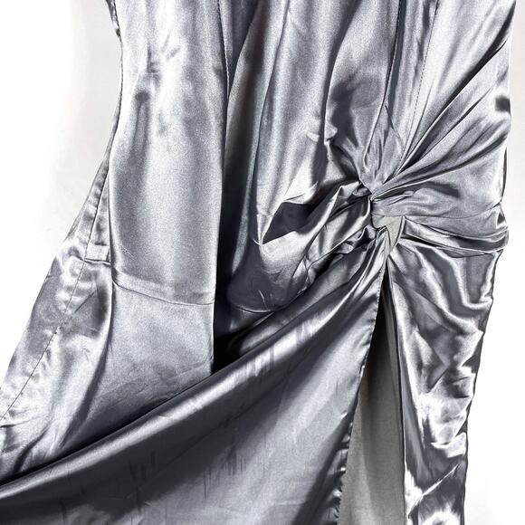 Superdown Cerina Maxi Dress Silver Metallic Knot Slit Open Back Sleeveless Sz M - Picture 8 of 14